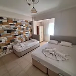 Hotel Eren *
