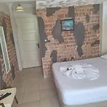 Hotel Eren *